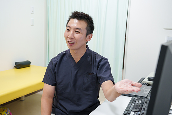 熊本県玉名市・植木町・大牟田市・山鹿市の医療脱毛でジェントルマックスプロプラスを導入している平山整形外科医院の院長先生の写真